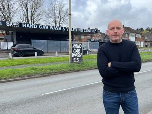 Supporting image for story: Call for council to get tough on Dudley car wash trading without permission