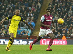 Supporting image for story: James Chester: Axel Tuanzebe partnership looking rosy