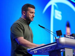 Supporting image for story: Zelensky urges top defence officials to attend summit on ending Russian invasion