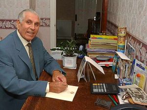 Supporting image for story: Lord Bilston, Dennis Turner: From choirboy to man of steel