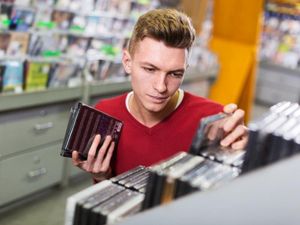 Supporting image for story: People are sharing their odd habits and want to know ‘Do you do this too?’