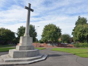 Supporting image for story: Bilston's war memorial ready for revamp after fundraising target hit