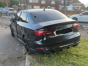 Supporting image for story: Stolen car seized and person 'tasered' following short pursuit with police in Birmingham