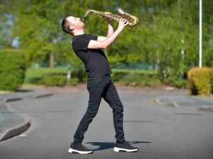 Supporting image for story: WATCH: Wolverhampton saxophonist in live show to thank NHS