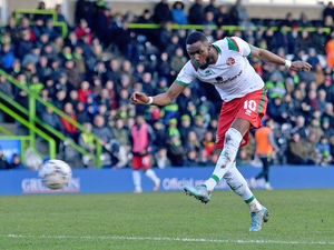 Supporting image for story: Michael Flynn looking to get best out of Walsall's Emmanuel Osadebe