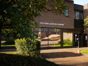 Supporting image for story: Thief who headbutted ex is in 'last chance saloon' to help build relationship with young son