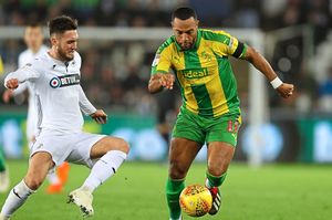 Matt Grimes of Swansea City and Matt Phillips of West Bromwich Albion. (AMA)