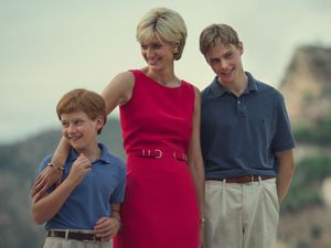 Supporting image for story: Queen says she wants Diana to ‘find peace’ in trailer for The Crown