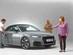 Supporting image for story: Thieves able to steal keyless entry cars in 10 seconds