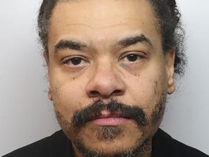 Supporting image for story: Convicted killer and Cheryl stalker jailed for breaching restraining order