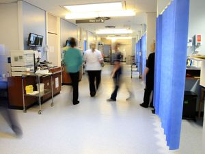 Supporting image for story: Sturgeon condemns ‘miserly’ 1% NHS pay rise in England as Scots staff offered 4%