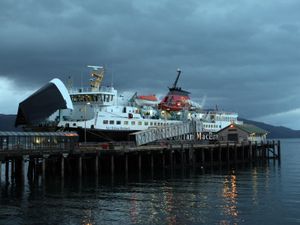 Supporting image for story: Flights and ferries to Scottish islands cancelled amid yellow warning for wind