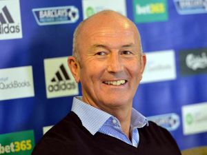 Supporting image for story: Now Tony Pulis takes on rowing challenge