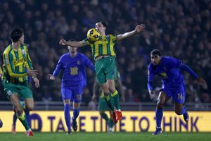 EDITORIAL USE ONLY. No use with unauthorized audio, video, data, fixture lists, club/league logos or 'live' services. Online in-match use limited to 120 images, no video emulation. No use in betting, games or single club/league/player publications