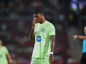 Supporting image for story: Marcus Rashford’s full debut lasts 45 minutes as Barcelona snatch comeback win