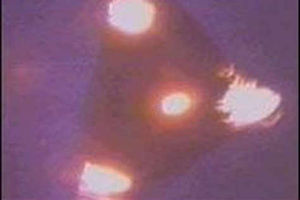 Supporting image for story: Aliens would take one look at Earth and return home