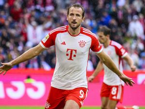 Supporting image for story: Harry Kane targets trophies for Bayern Munich after collecting Golden Shoe award