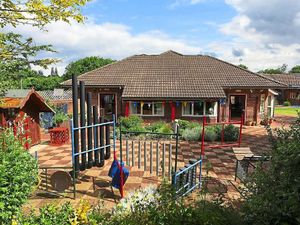 Supporting image for story: Community bids to help save Walsall's Acorns Hospice 