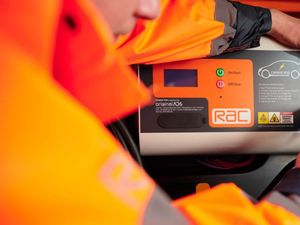Supporting image for story: New deal sees RAC electric vehicle breakdown tech expanded