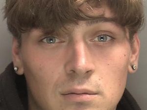 Supporting image for story: Do you know this man? Police issue photo of Dudley resident wanted for breaching a court order