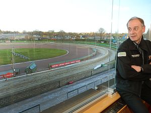 Supporting image for story: Chris Van Straaten will fight to get Wolves back on track