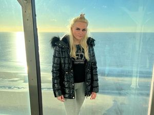 Supporting image for story: Police searching for missing 15-year-old Walsall girl