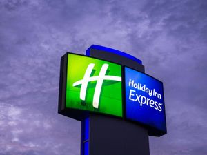 Supporting image for story: Holiday Inn owner opens 443 hotels as sales grow despite ‘turbulent’ conditions