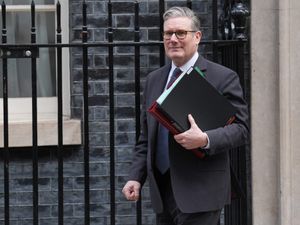 Supporting image for story: Keir Starmer ‘working to de-escalate the war’ as Iran vows to avenge its dead