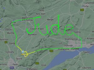 Supporting image for story: Pilot's route leaves fans wondering if he's made tribute to Jude Bellingham