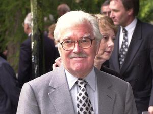 Supporting image for story: Tributes paid after ‘brilliant broadcaster’ Dickie Davies dies aged 94