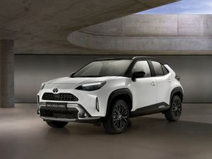 Supporting image for story: New Toyota Yaris Cross Dynamic revealed with more off-road style