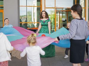 Supporting image for story: Office block converted into refugee centre helps 900 Ukrainians in seven weeks