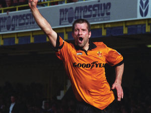 Steve Bull celebrates his 200th goal for Wolves against Southend