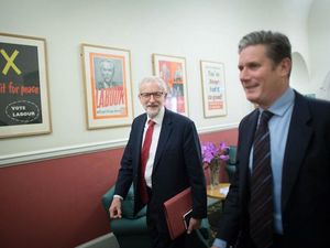 Supporting image for story: Labour backbenchers warn Corbyn against second EU referendum