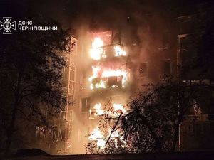 Supporting image for story: Russian barrage causes blackouts in Ukraine as Zelensky seeks Trump’s help