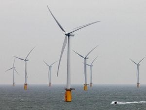 Supporting image for story: Deep-sea wind farm the size of India could power entire globe, study says