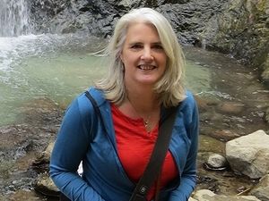 Supporting image for story: Crackdown to fight plant disease