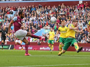 Supporting image for story: Ahmed Elmohamady fired up for Aston Villa promotion bid