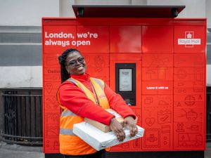 Supporting image for story: Royal Mail vows to almost double parcel points to 45,000 by 2030