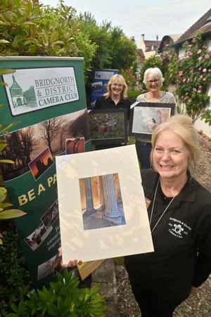 LAST COPYRIGHT NATIONAL WORLD STEVE LEATH 08/06/2025Bridgnorth Arts Trail.  Bridgnorth & District Camera Club. At the front is: Louise Holland and at the back is Sandra Webb and Jill Bunn.