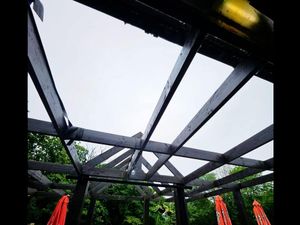 Supporting image for story: Pub's Facebook campaign shames thieves who stole roof to return it within 48 hours