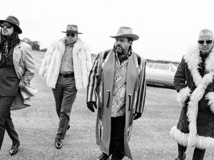 Supporting image for story: The Mavericks to play Birmingham