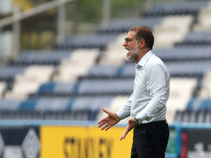 Supporting image for story: Slaven Bilic: West Brom prepared for play-offs should automatic promotion bid fail