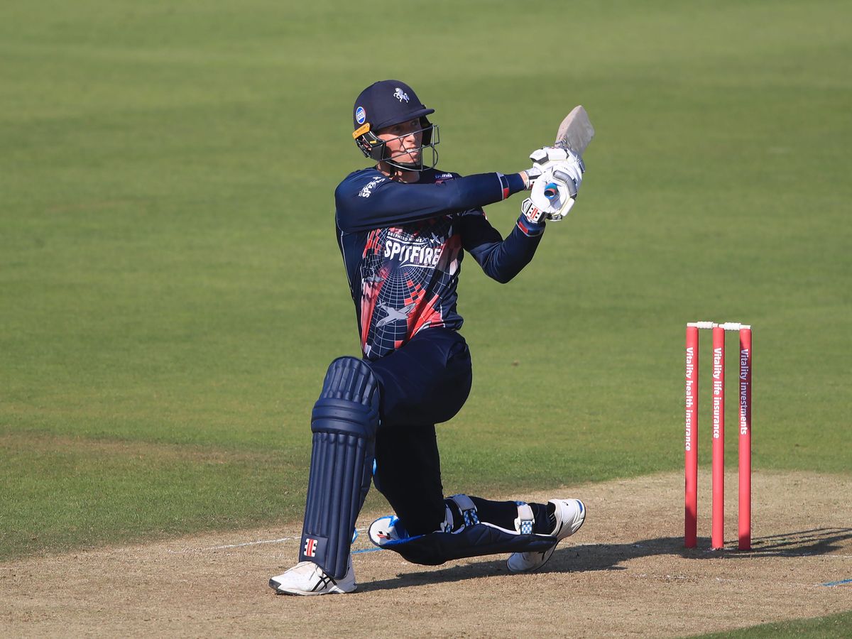 Kent beat holders Gloucestershire in Blast thriller as Somerset see off Surrey