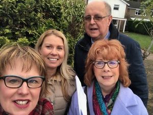 Supporting image for story: Parents in bid for traffic measures near Sutton school  