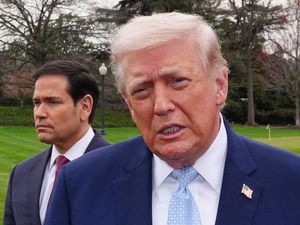 Supporting image for story: Trump warns Iran to reopen Hormuz or face strikes on power plants