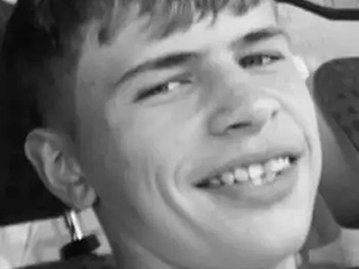 Convictions for manslaughter of 16-year-old quashed at Court of Appeal