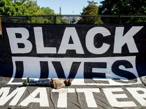 Supporting image for story