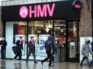 Supporting image for story: Retail winners and losers emerge after Christmas shopping season