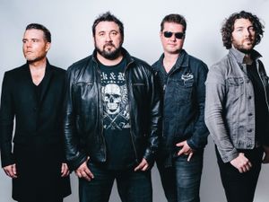 Supporting image for story: King King to play Birmingham Town Hall